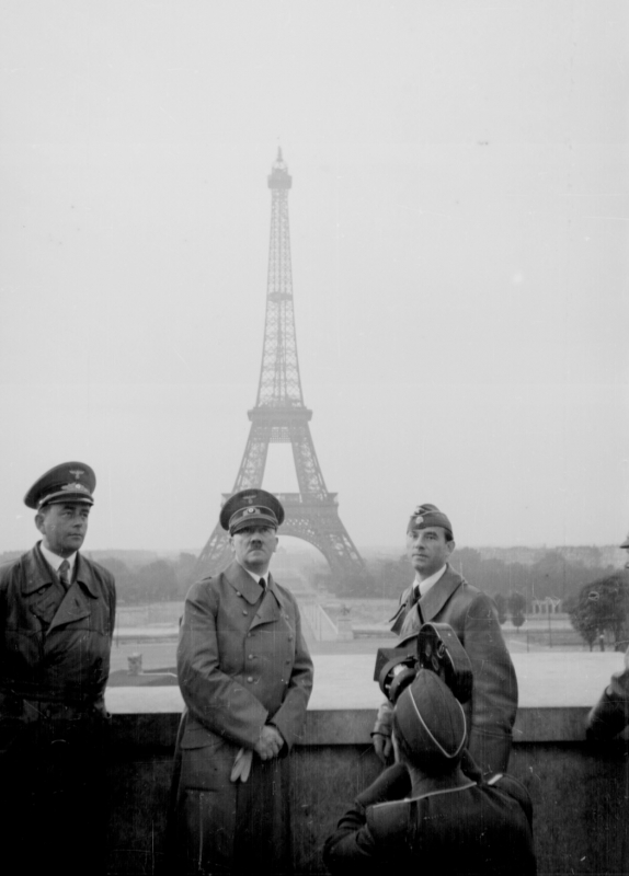 Adolf Hitler in Paris