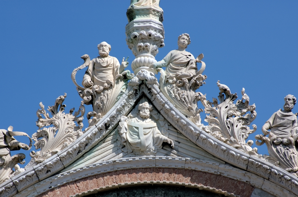 façade of St Marks Basilica 1631A