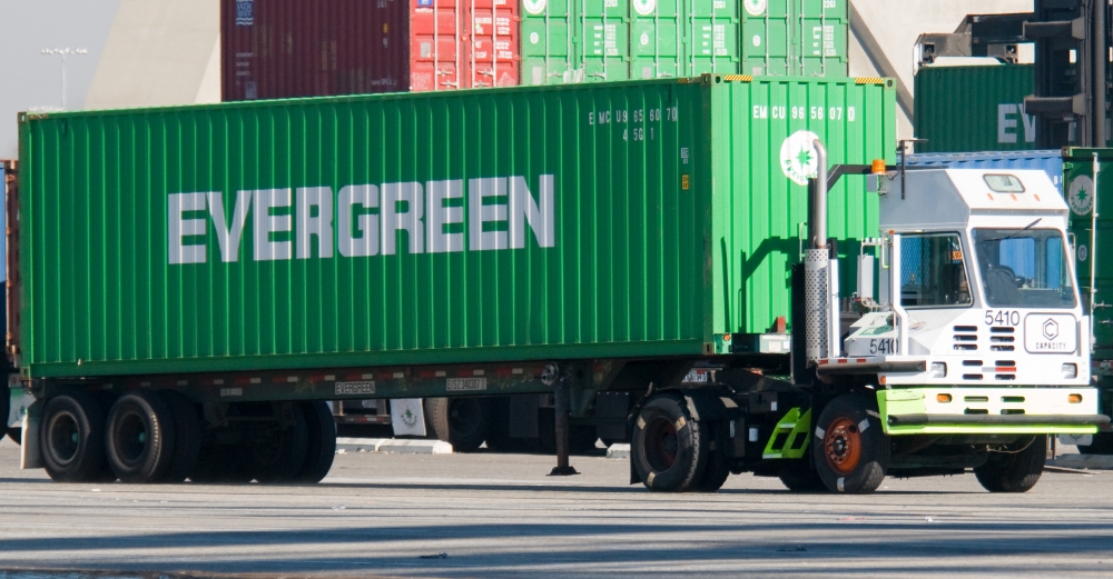 picture truck delivery los angles harbor