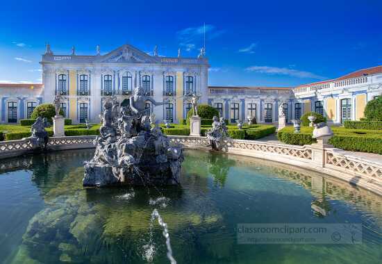 splash fountain at the palace of queluz