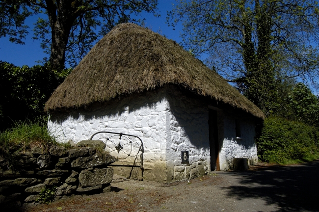 Thatched-roof farm cottage Ireland