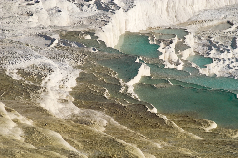 white travertine terraces at pamukkale 22.tif