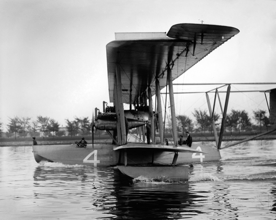 arrival-of-nc-4-1918