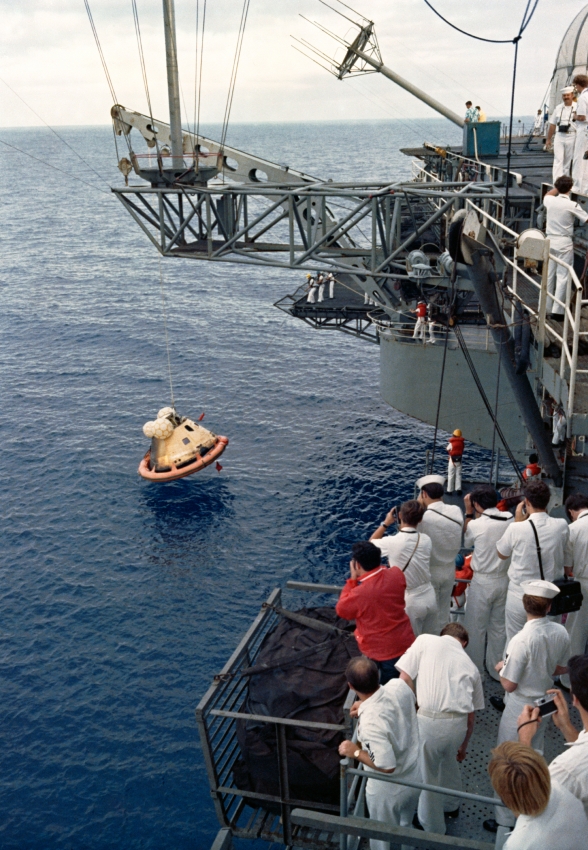 the skylab 2 command module