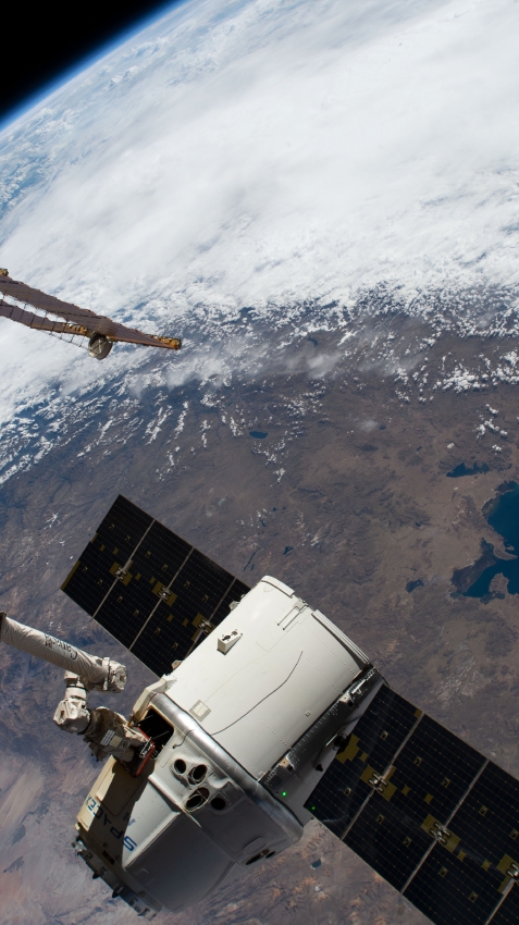 the spacex dragon cargo craft cargo craft in the grips of the ca