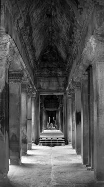 Exploring the Majestic Corridors of Angkor Wat in Siem Reap