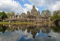 Majestic Angkor Wat Reflected in Serene Waters of Siem Reap